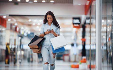 Valentine’s Day and Winter Sales: a Refined Getaway at Hôtel Auteuil Tour Eiffel Paris