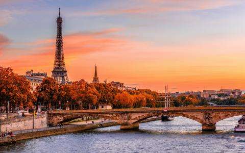 Autumn in Paris: Strolls, Art & Well-Being